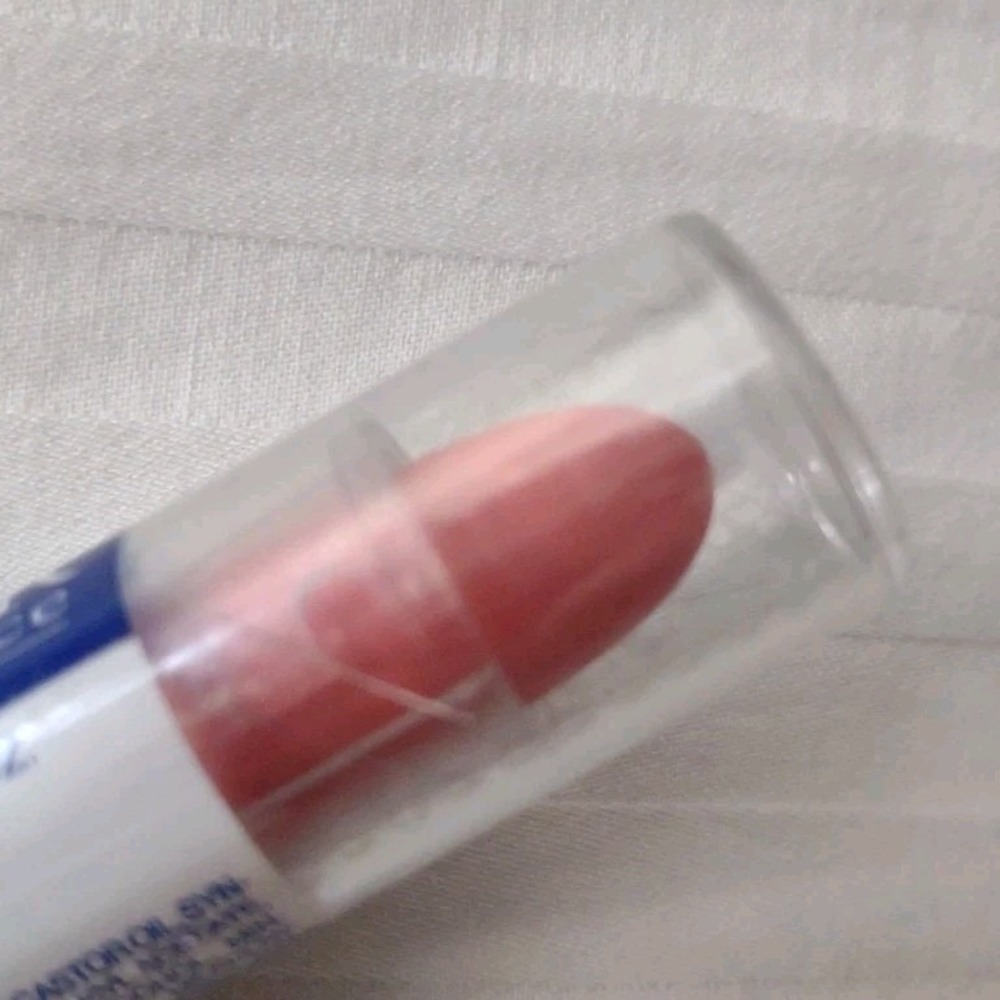 Color Performance By Dana Fiesta Color Lipstick - Picture 4 of 5